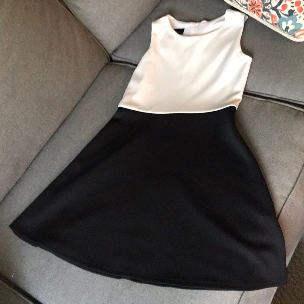 Girls size 12 black and white dress